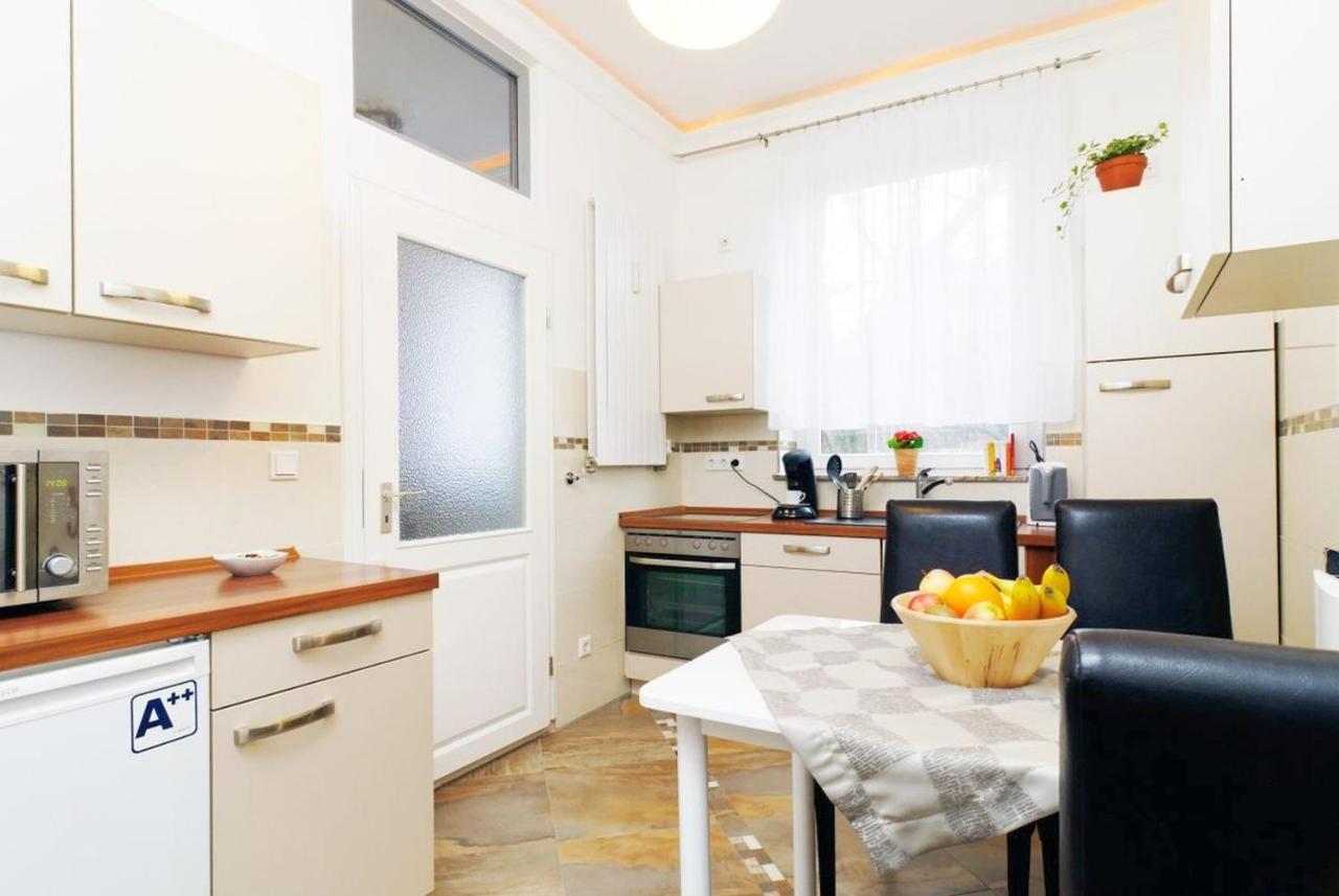 Neukoelln Central Rixdorf Berlin Bagian luar foto